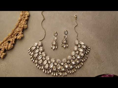 Ijaya Polki Necklace Set