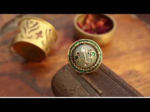 Vianna Hauldali Silver Ring