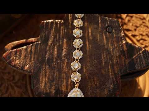 Amayra Silver Polki Maangtikka