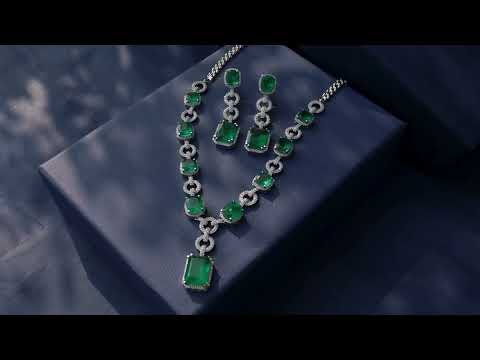Isabel Green Necklace Set