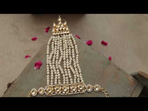 Vreea Pearl And Kundan Hathphool