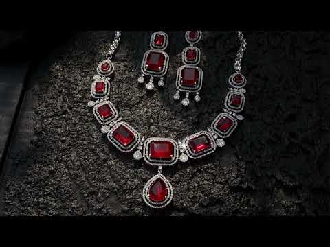 Hazel Red Statement Necklace Set