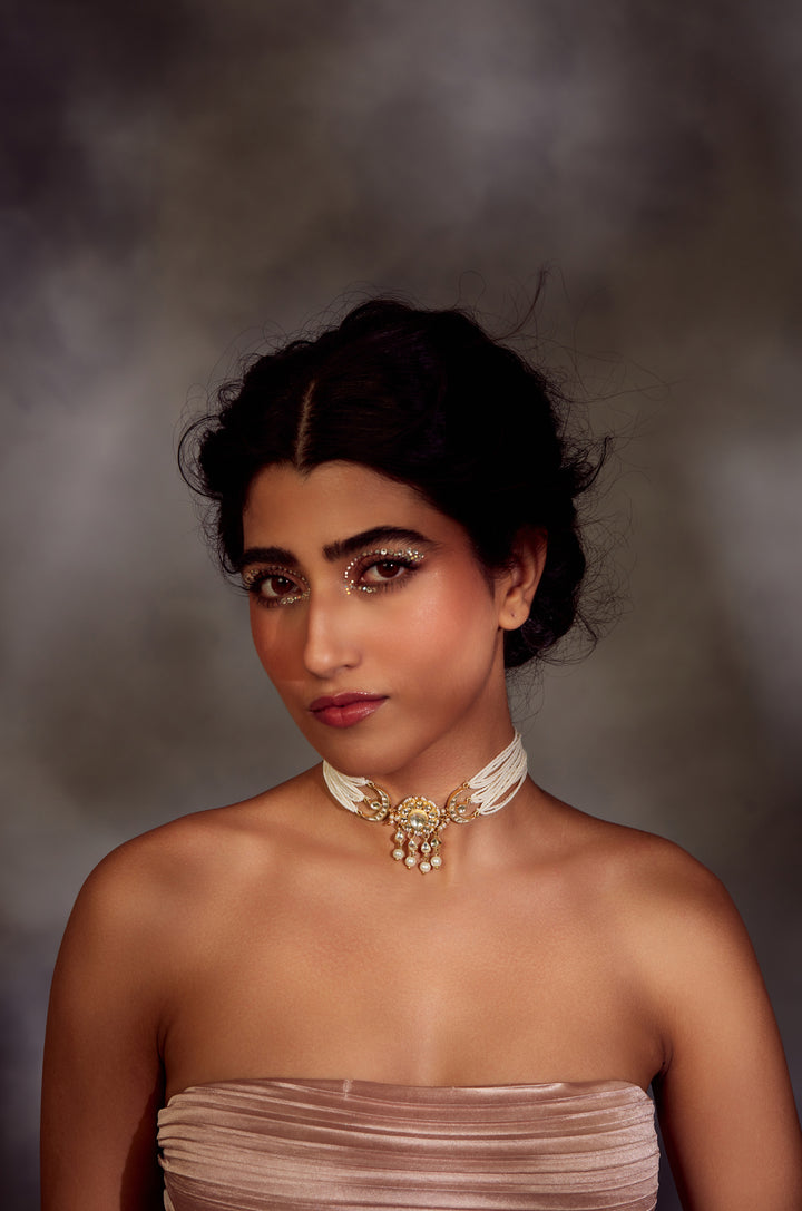 Ila Kundan Choker Necklace