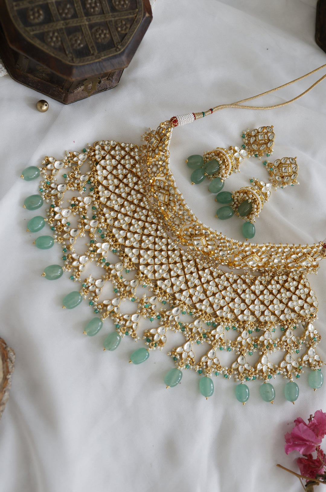 Shaamiana Kundan Necklace Set