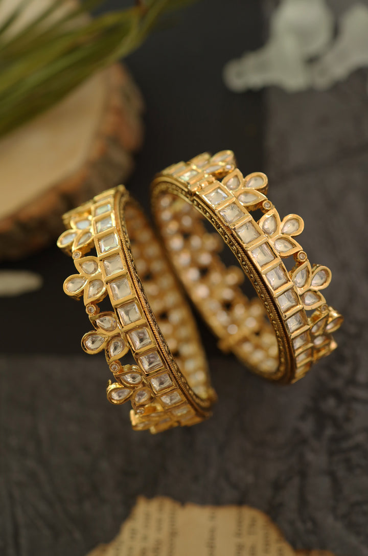 Vaarini Kundan Bangles - Set of 2