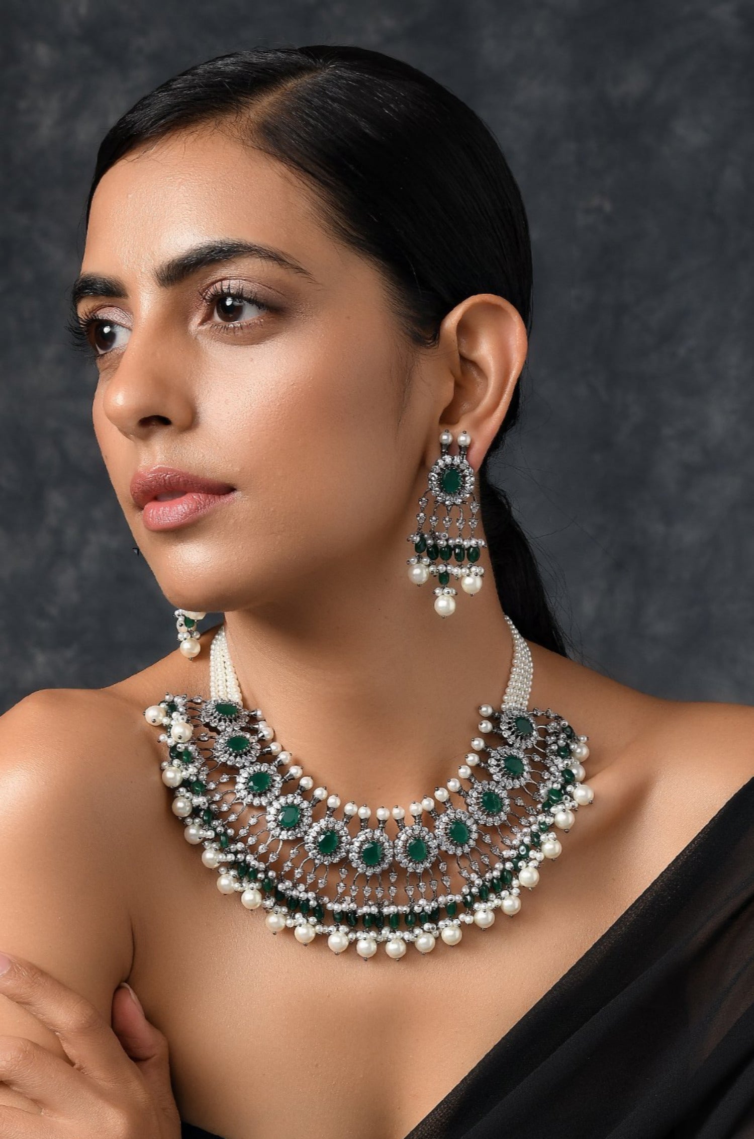 Doha Faux Diamond Emerald Green Necklace Set – Paisley Pop Shop
