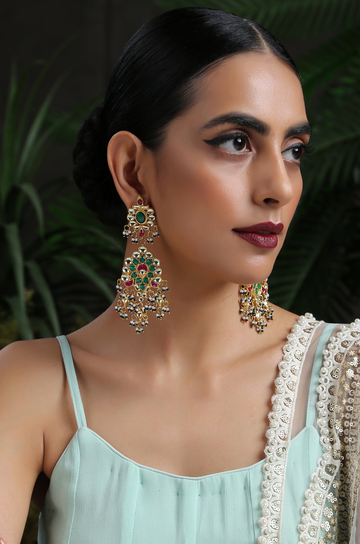 Green kundan earrings deals